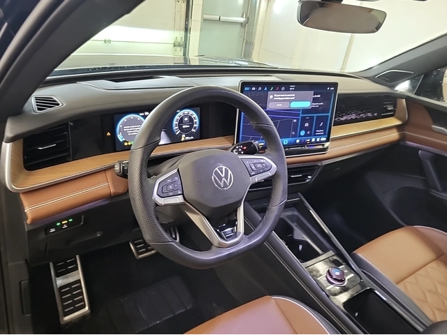 VW Tiguan 2026 Volkswagen TIGUAN HIGHLINE R-LINE - автомобили, коли, обяви за нови и употребявани 7