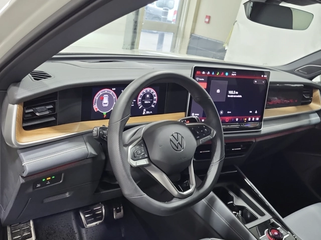 VW Tiguan 2026 Volkswagen TIGUAN HIGHLINE TURBO R-LINE - автомобили, коли, обяви за нови и употребявани 8