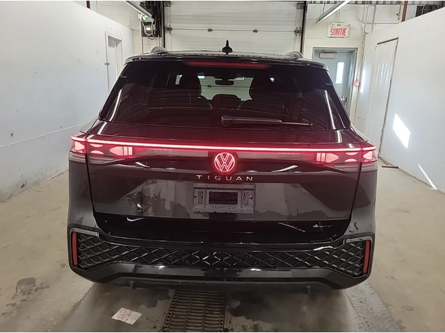 VW Tiguan 2025 Volkswagen TIGUAN HIGHLINE R-LINE - автомобили, коли, обяви за нови и употребявани 4