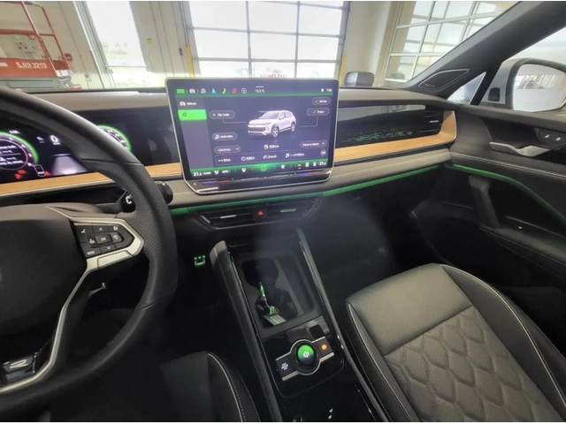 VW Tiguan 2025 Volkswagen Tiguan Highline R-Line - автомобили, коли, обяви за нови и употребявани 10