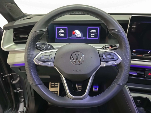 VW Tiguan R-Line Black Edition 4MOTION / ЦЕНА ДО БГ - автомобили, коли, обяви за нови и употребявани 10