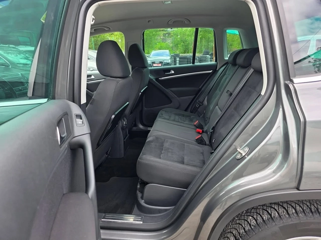 VW Tiguan 2.0TDI 140K.C. 4-MOTION / АВТОМАТ / ЛЕД / КАМЕРА - автомобили, коли, обяви за нови и употребявани 8