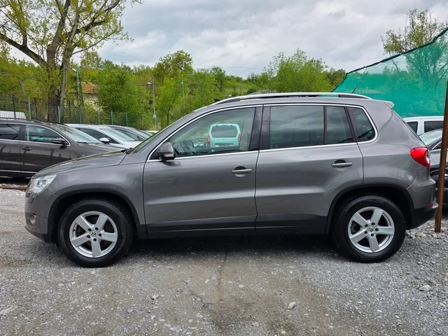 VW Tiguan 2.0TDI 140K.C. / 4Х4 / АВТОМАТ / НАВИ / КАМЕРА / - автомобили, коли, обяви за нови и употребявани 4