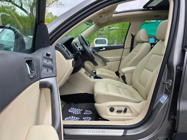 VW Tiguan 2.0TDI 140K.C. / 4Х4 / АВТОМАТ / НАВИ / КАМЕРА / - автомобили, коли, обяви за нови и употребявани 7
