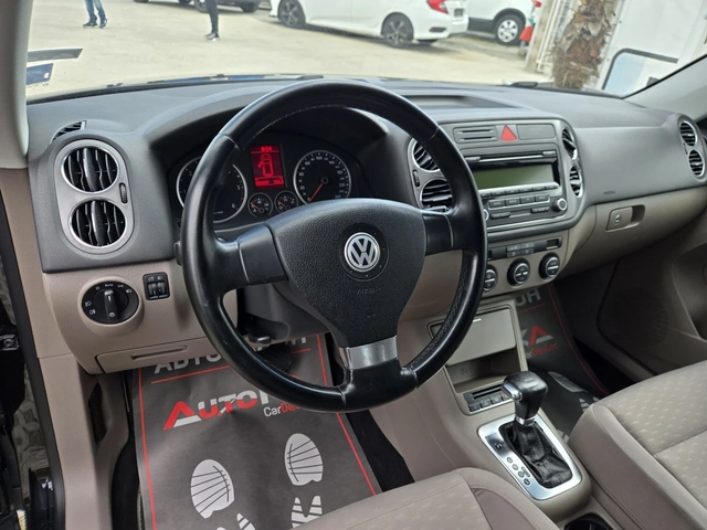 VW Tiguan 2.0TDI-140кс= АВТОМАТ= 4MOTION= ПАРКТРОНИК - автомобили, коли, обяви за нови и употребявани 7