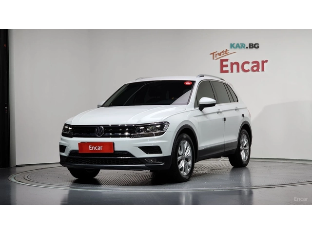 VW Tiguan 2.0 TDI PREMIUM* КОЖА* ПОДГРЕВ* КАМЕРА - автомобили, коли, обяви за нови и употребявани 0