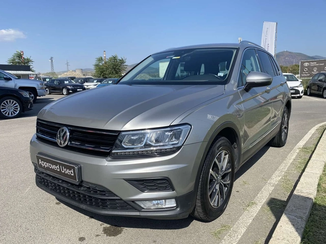 VW Tiguan 2.0 TDI 4MOTION - автомобили, коли, обяви за нови и употребявани 2