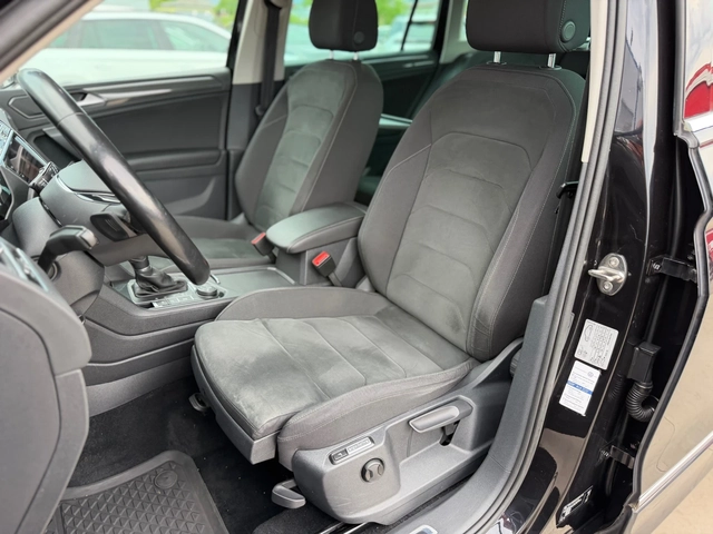 VW Tiguan 2.0TDI* 190* RLINE* 4MOTION* DSG* 360* PANO* - автомобили, коли, обяви за нови и употребявани 11