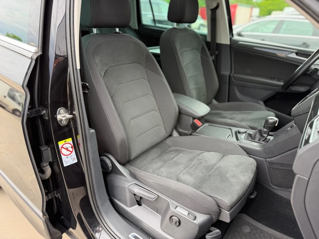 VW Tiguan 2.0TDI* 190* RLINE* 4MOTION* DSG* 360* PANO* - автомобили, коли, обяви за нови и употребявани 12