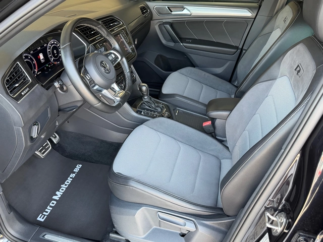 VW Tiguan 2.0TDI-190ps, 4-MOTION, R-LINE, LED, DISTR, PANORA - автомобили, коли, обяви за нови и употребявани 7