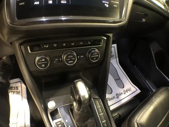 VW Tiguan Highline 4MOTION | Panoramic | Blind Spot | CarPla - автомобили, коли, обяви за нови и употребявани 11