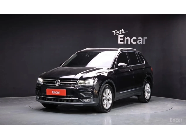 VW Tiguan 2.0 TDI Premium | Адаптивен круиз | Камера | - автомобили, коли, обяви за нови и употребявани 0