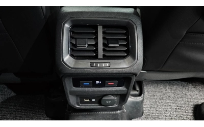 VW Tiguan 2.0 TDI Premium | Адаптивен круиз | Камера | - автомобили, коли, обяви за нови и употребявани 15
