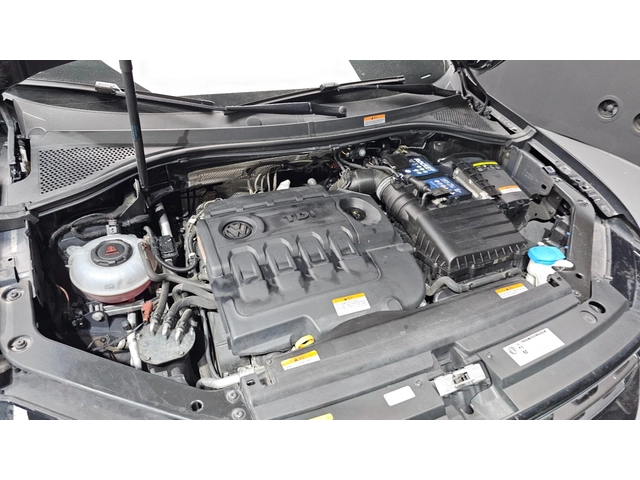 VW Tiguan 2.0 TDI Premium | Адаптивен круиз | Камера | - автомобили, коли, обяви за нови и употребявани 4