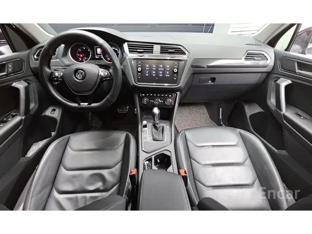 VW Tiguan 2.0 TDI Premium | Адаптивен круиз | Камера | - автомобили, коли, обяви за нови и употребявани 5