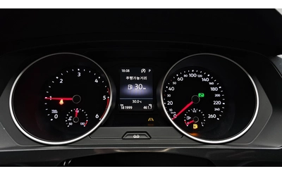 VW Tiguan 2.0 TDI Premium | Адаптивен круиз | Камера | - автомобили, коли, обяви за нови и употребявани 6
