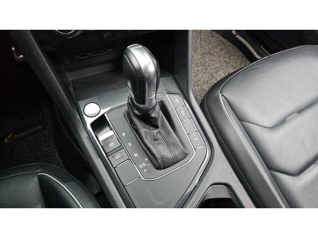 VW Tiguan 2.0 TDI Premium | Адаптивен круиз | Камера | - автомобили, коли, обяви за нови и употребявани 7