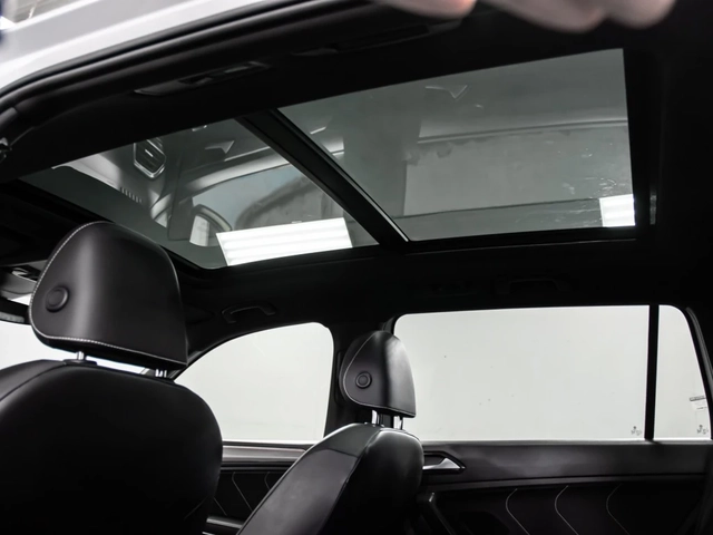 VW Tiguan R-Line Black Edition 4MOTION - автомобили, коли, обяви за нови и употребявани 10