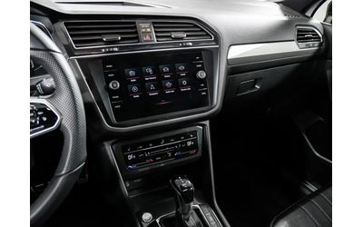 VW Tiguan R-Line Black Edition 4MOTION - автомобили, коли, обяви за нови и употребявани 11