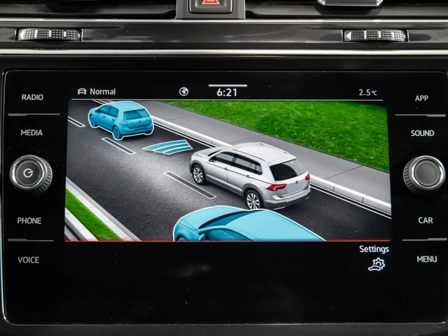 VW Tiguan R-Line Black Edition 4MOTION - автомобили, коли, обяви за нови и употребявани 13