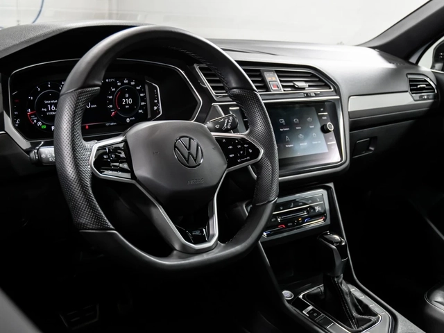 VW Tiguan R-Line Black Edition 4MOTION - автомобили, коли, обяви за нови и употребявани 6