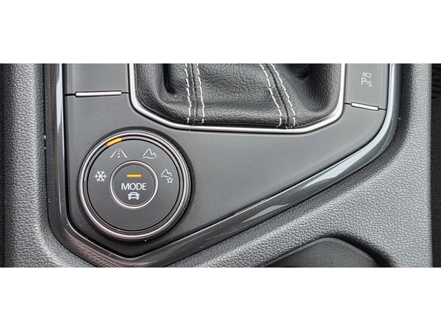 VW Tiguan Highline R-Line 4MOTION - автомобили, коли, обяви за нови и употребявани 11