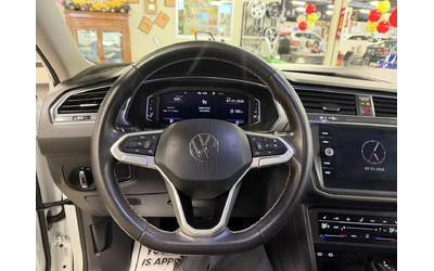 VW Tiguan COMFORTLINE 7 PASS AWD LEATHER PAN/ROOF B/SPOT CAM All Wheel Drive - автомобили, коли, обяви за нови и употребявани 17