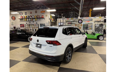 vw-tiguan-comfortline-7-pass-awd-leather-pan-roof-b-spot-cam-all-wheel-drive - 5