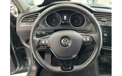 VW Tiguan COMFORTLINE / AWD + TOIT + GPS + CAMERA + CUIR +++ - автомобили, коли, обяви за нови и употребявани 12