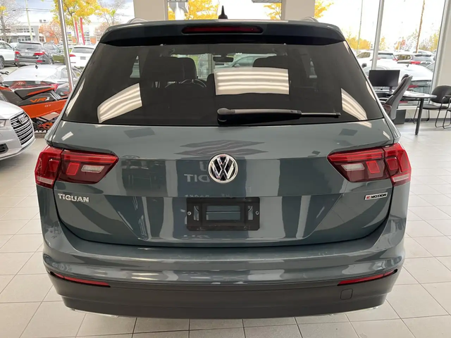 VW Tiguan COMFORTLINE / AWD + TOIT + GPS + CAMERA + CUIR +++ - автомобили, коли, обяви за нови и употребявани 3