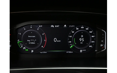 VW Tiguan Comfortline R-Line Black Edition  Panoramic Roof Adaptive Cruise Remote Start All Wheel Drive - автомобили, коли, обяви за нови и употребявани 12