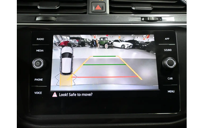 VW Tiguan Comfortline R-Line Black Edition  Panoramic Roof Adaptive Cruise Remote Start All Wheel Drive - автомобили, коли, обяви за нови и употребявани 18