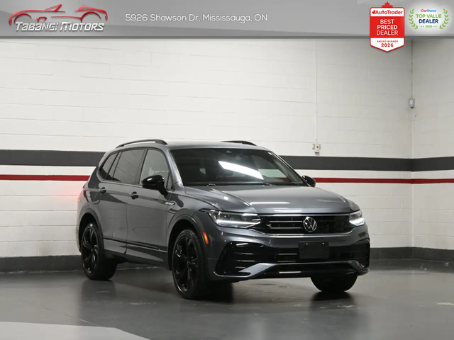 VW Tiguan Comfortline R-Line Black Edition  Panoramic Roof Adaptive Cruise Remote Start All Wheel Drive - автомобили, коли, обяви за нови и употребявани 2