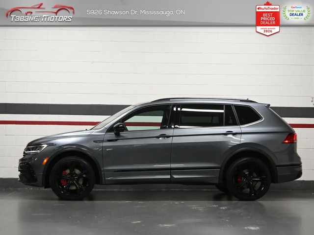 VW Tiguan Comfortline R-Line Black Edition  Panoramic Roof Adaptive Cruise Remote Start All Wheel Drive - автомобили, коли, обяви за нови и употребявани 8
