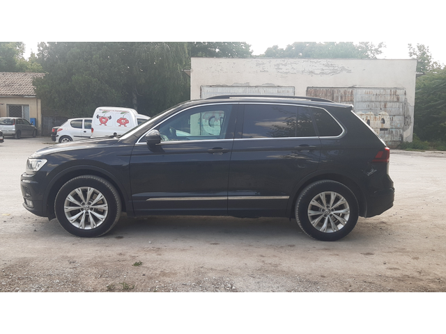 VW Tiguan Highline 2.0 TSI 4Motion - автомобили, коли, обяви за нови и употребявани 4