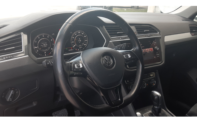 VW Tiguan Highline 2.0 TSI 4Motion - автомобили, коли, обяви за нови и употребявани 7