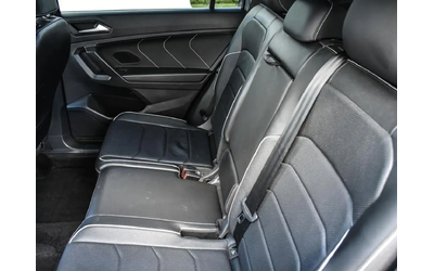 VW Tiguan Highline 2.0T 8sp at w/Tip 4M All Wheel Drive - автомобили, коли, обяви за нови и употребявани 12