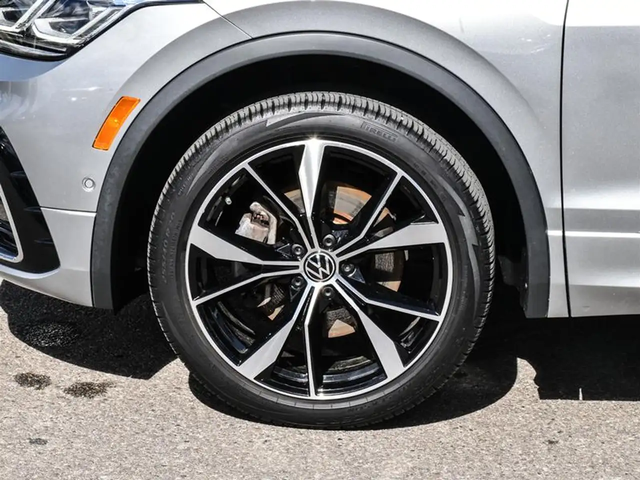 VW Tiguan Highline 2.0T 8sp at w/Tip 4M All Wheel Drive - автомобили, коли, обяви за нови и употребявани 9