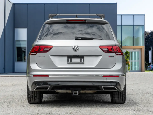 VW Tiguan Highline 4MOTION |R-LINE |TRADE IN |SAFETY CERT All Wheel Drive - автомобили, коли, обяви за нови и употребявани 5