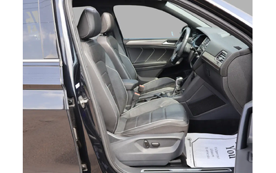 VW Tiguan HIGHLINE R-LINE 4MOTION *ACCIDENT FREE*SERVICE RECORDS*7 SEATES* CAMERA NAV BLUETOOTH LEATHER HEATED SEATS PANO ROOF CRUI All Wheel Drive - автомобили, коли, обяви за нови и употребявани 18