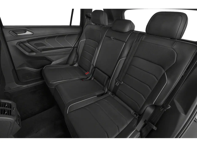 VW Tiguan Highline R-Line/CPO/CLEAN CARFAX/NEW BRAKE/BATTERY All Wheel Drive - автомобили, коли, обяви за нови и употребявани 3