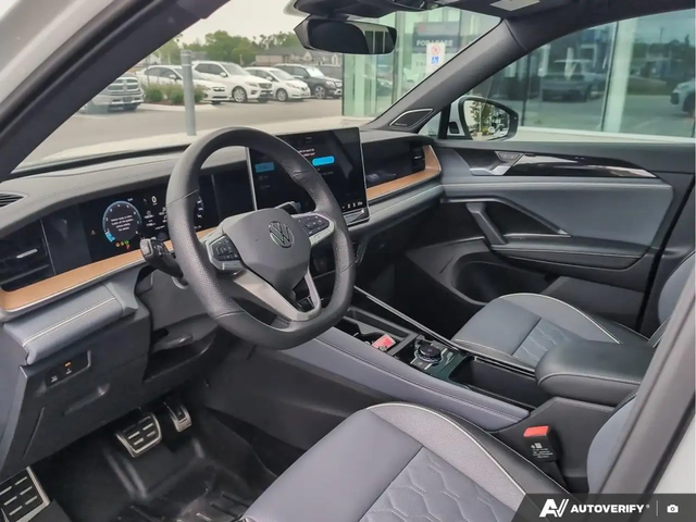 VW Tiguan Highline Turbo R-Line Highline Turbo R All Wheel Drive - автомобили, коли, обяви за нови и употребявани 12
