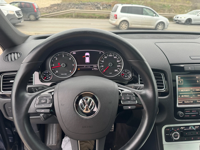 VW Touareg 3.0 0 ТОП//Собствен лизинг! 100% Одобрение - автомобили, коли, обяви за нови и употребявани 12