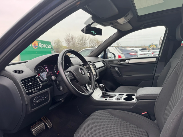 VW Touareg 3.0 0 ТОП//Собствен лизинг! 100% Одобрение - автомобили, коли, обяви за нови и употребявани 8