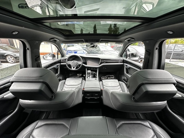 VW Touareg 3.0TDI 286HP R-LINE PANO CAMERA - автомобили, коли, обяви за нови и употребявани 8