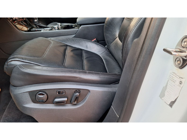 VW Touareg, 2014 г., 230785 км, 0 к.с. - автомобили, коли, обяви за нови и употребявани 14