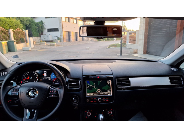 VW Touareg, 2014 г., 230785 км, 0 к.с. - автомобили, коли, обяви за нови и употребявани 17