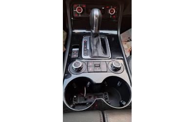 VW Touareg, 2014 г., 230785 км, 0 к.с. - автомобили, коли, обяви за нови и употребявани 18