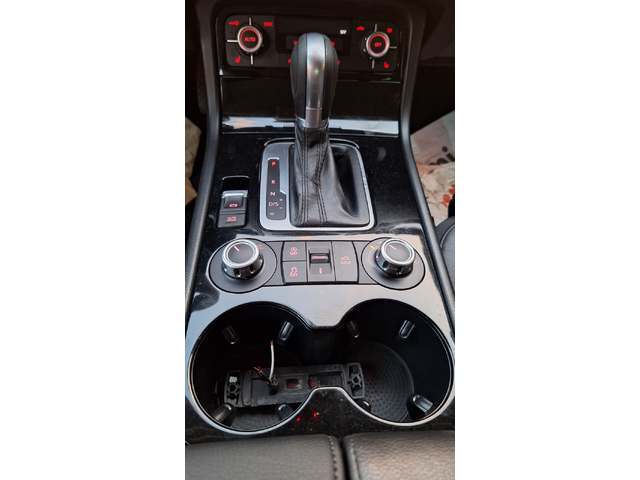 VW Touareg, 2014 г., 230785 км, 0 к.с. - автомобили, коли, обяви за нови и употребявани 18