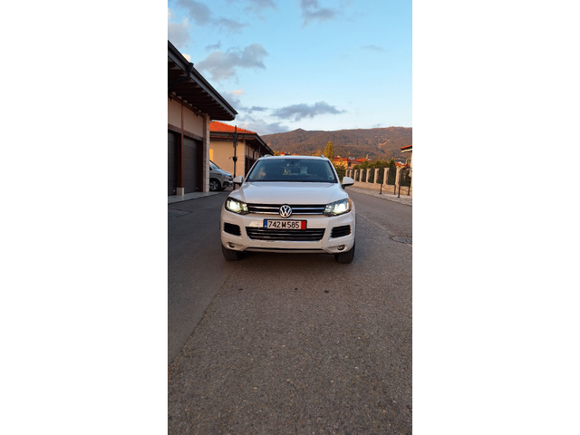 VW Touareg, 2014 г., 230785 км, 0 к.с. - автомобили, коли, обяви за нови и употребявани 2